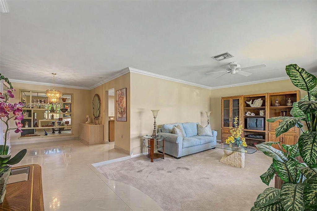 Real estate property located at 7916 140th Ave, Miami-dade, Kendale Lakes Sec Two, Miami, FL