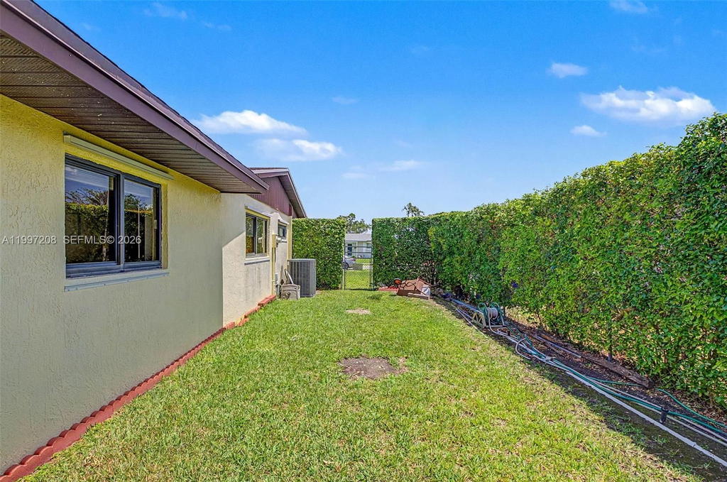Real estate property located at 7916 140th Ave, Miami-dade, Kendale Lakes Sec Two, Miami, FL