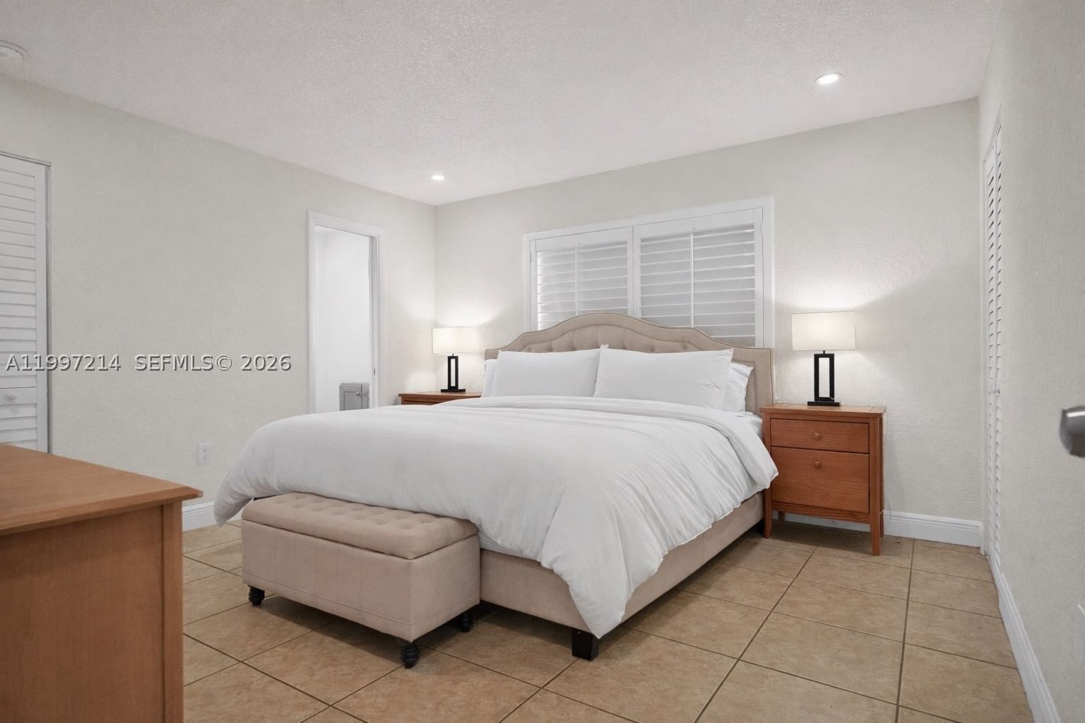 Real estate property located at 1654 138th Ct, Miami-dade, Irenca Sub, Miami, FL