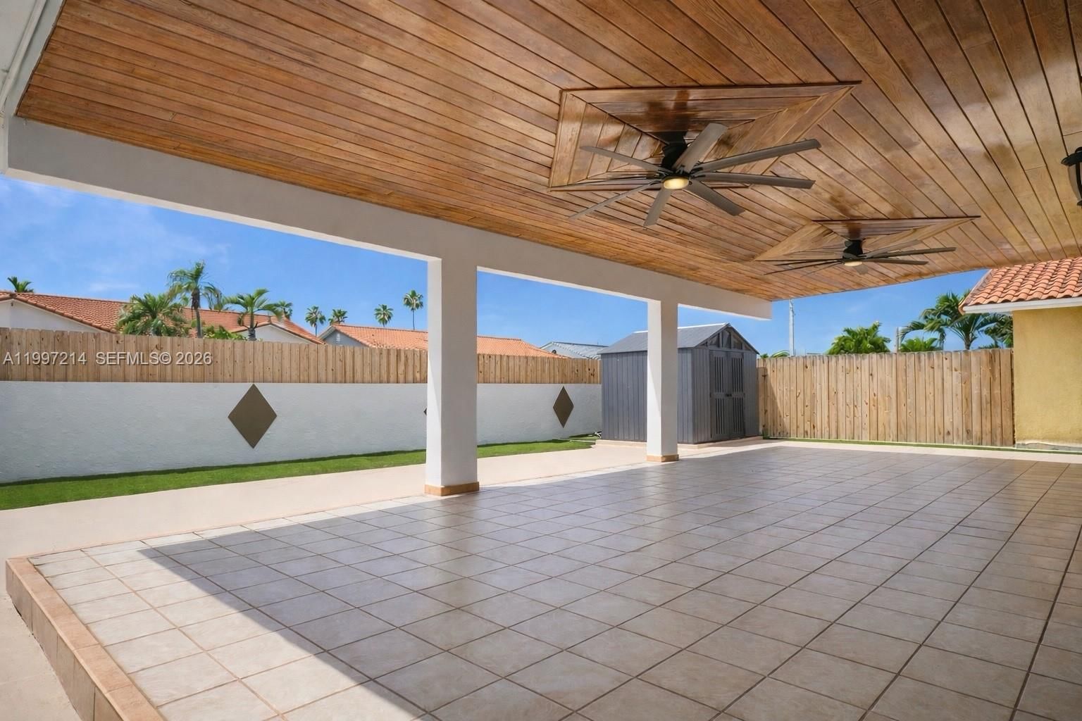 Real estate property located at 1654 138th Ct, Miami-dade, Irenca Sub, Miami, FL