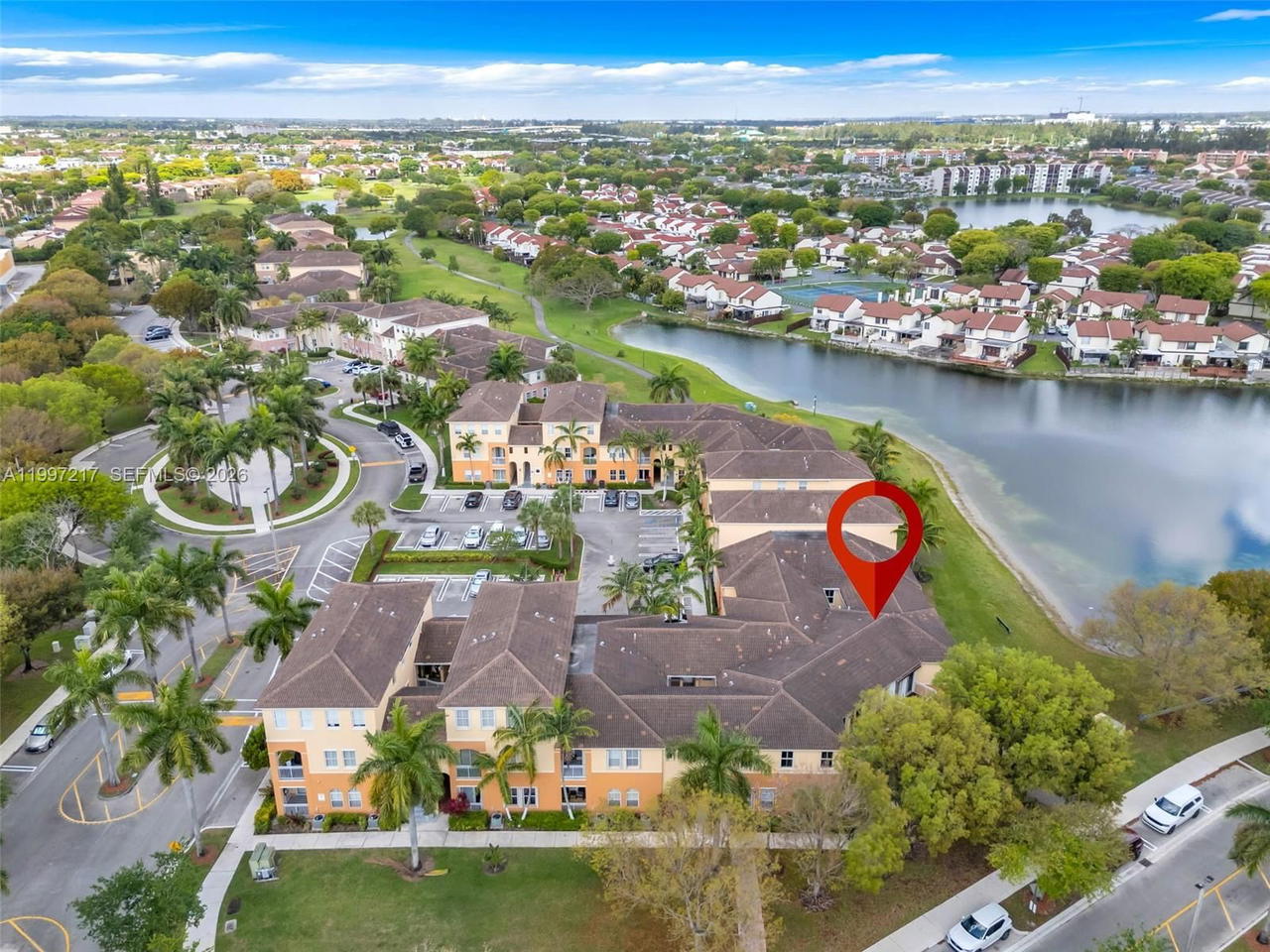 Real estate property located at 10012 7th St #206, Miami-dade, Fontainebleau Lakes Court, Miami, FL