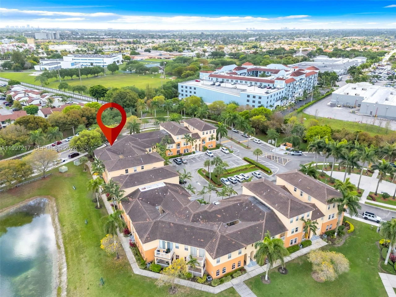 Real estate property located at 10012 7th St #206, Miami-dade, Fontainebleau Lakes Court, Miami, FL