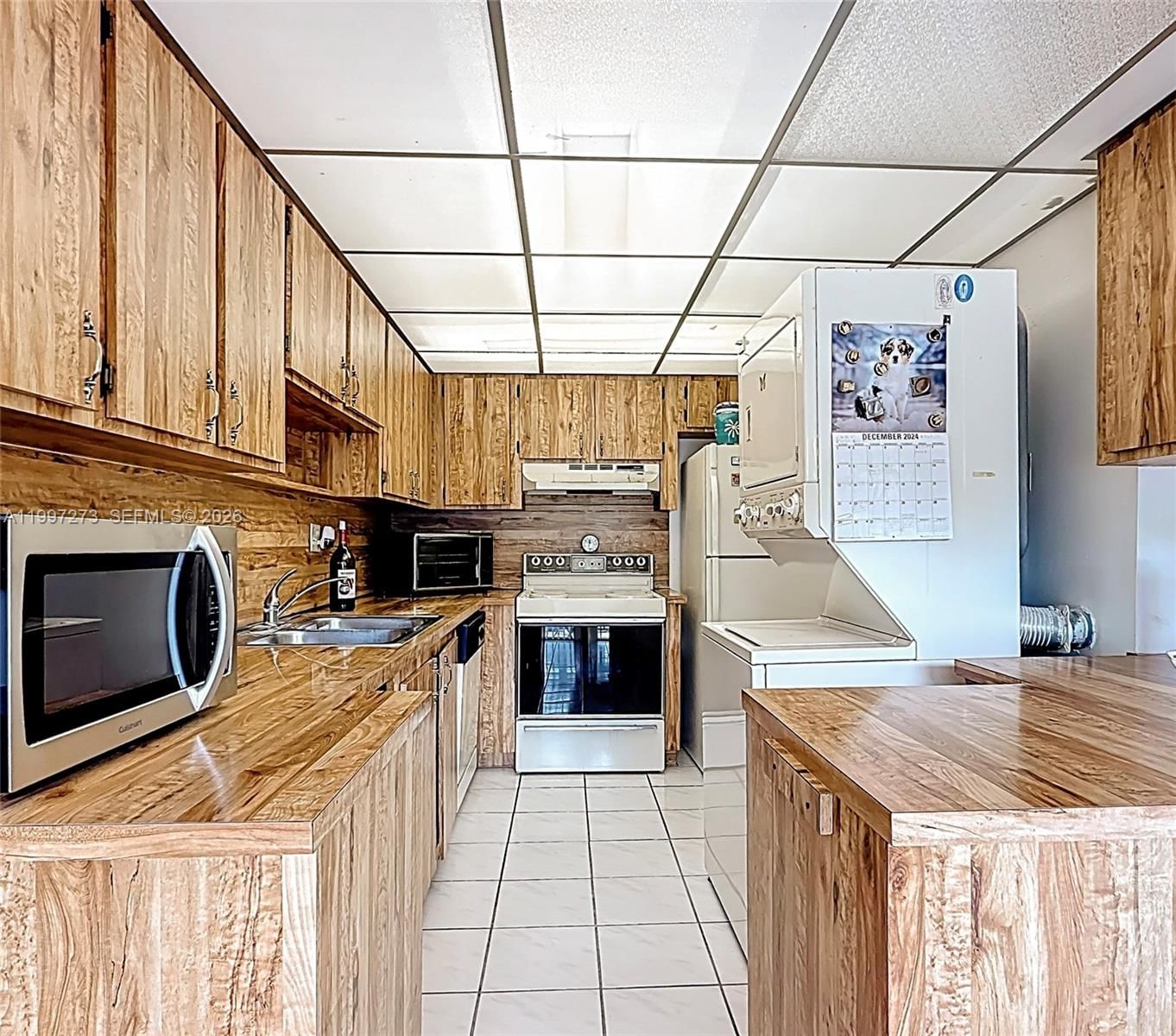 Real estate property located at 5700 127th Ave #1208, Miami-dade, Miller Gardens Condo, Miami, FL