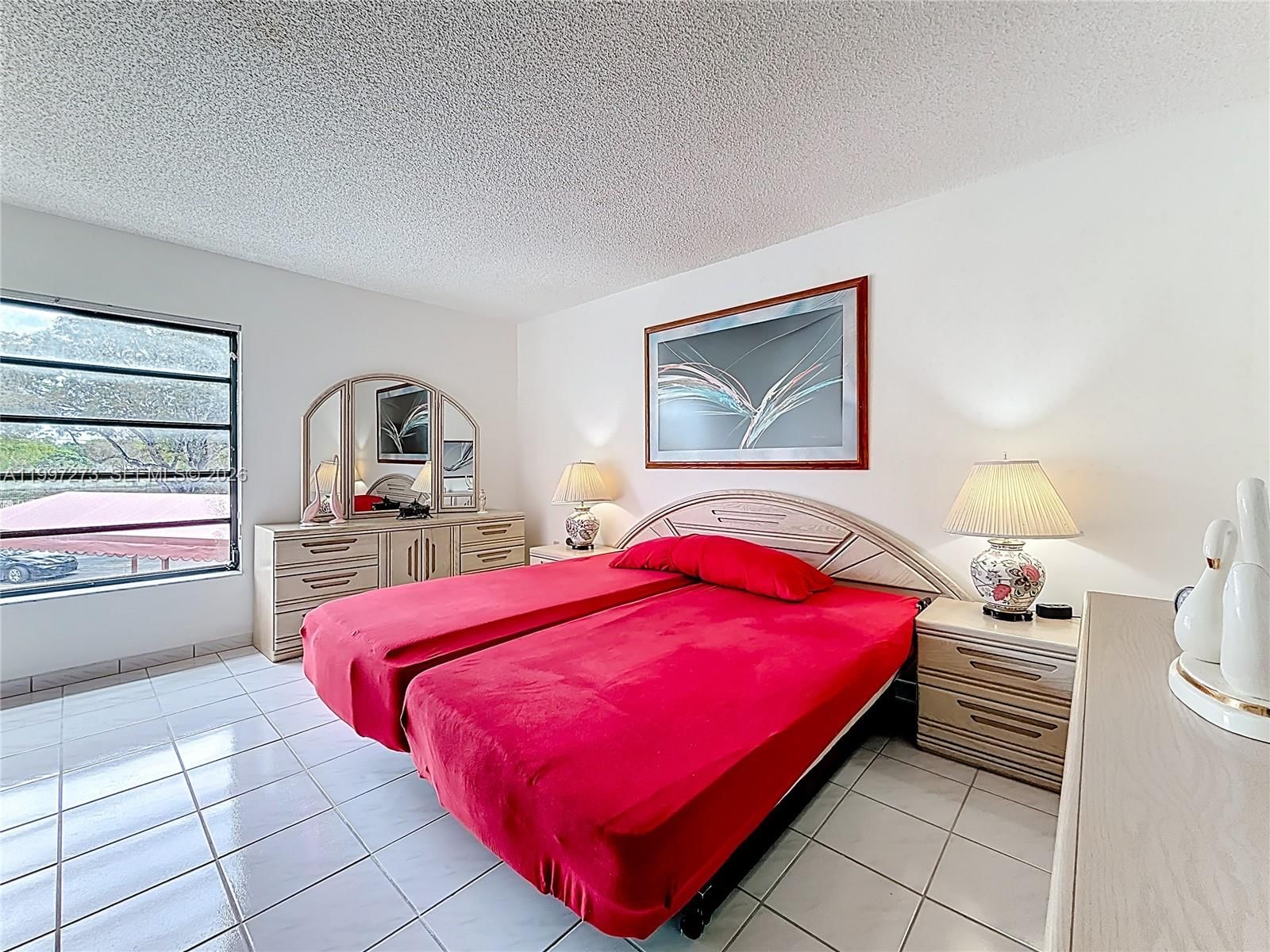 Real estate property located at 5700 127th Ave #1208, Miami-dade, Miller Gardens Condo, Miami, FL