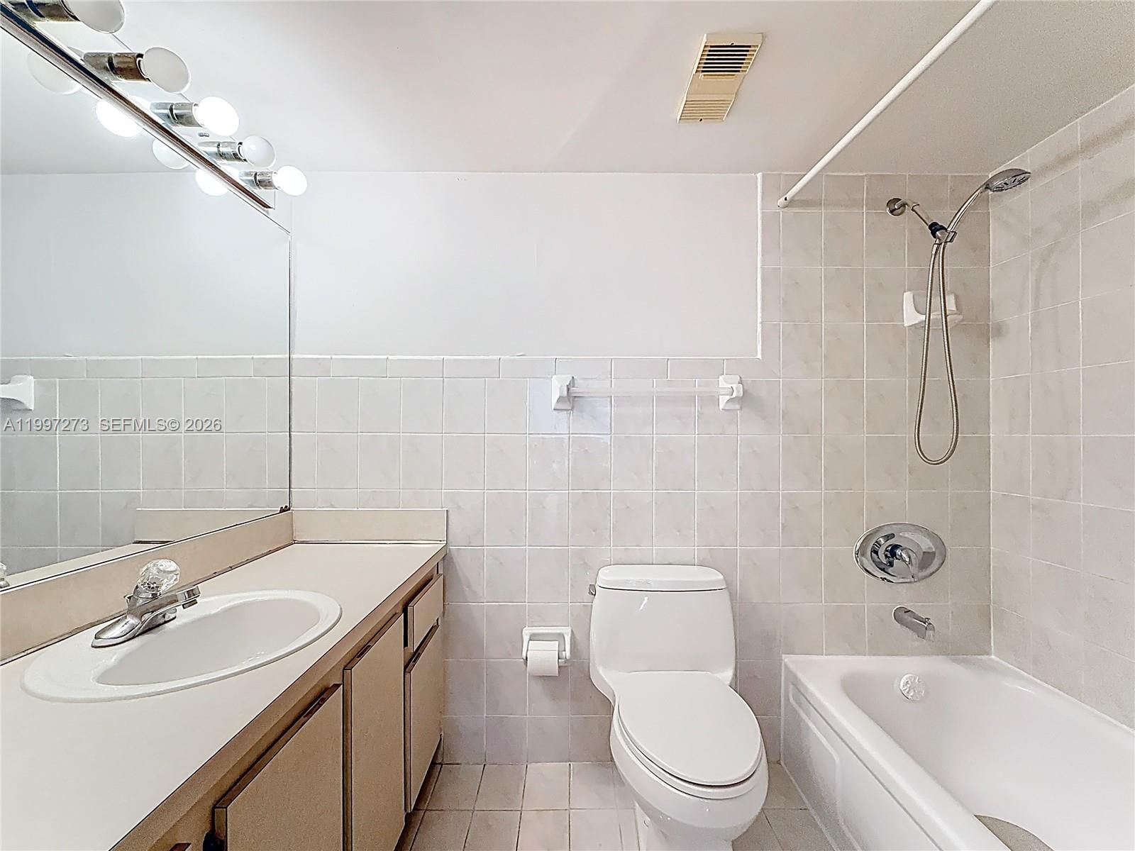 Real estate property located at 5700 127th Ave #1208, Miami-dade, Miller Gardens Condo, Miami, FL