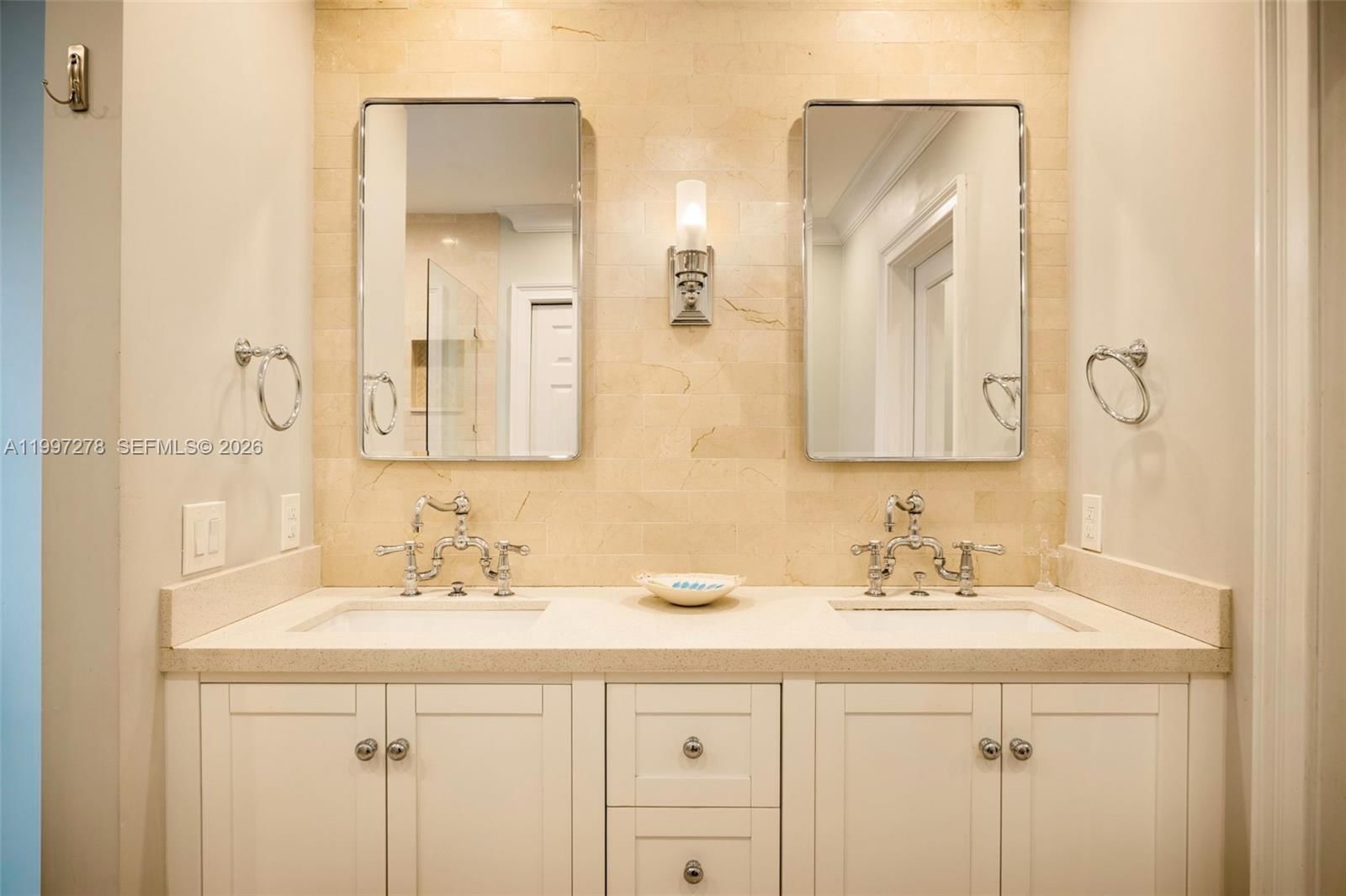 Real estate property located at 16167 74th Pl, Miami-dade, Paris Manor East, Palmetto Bay, FL