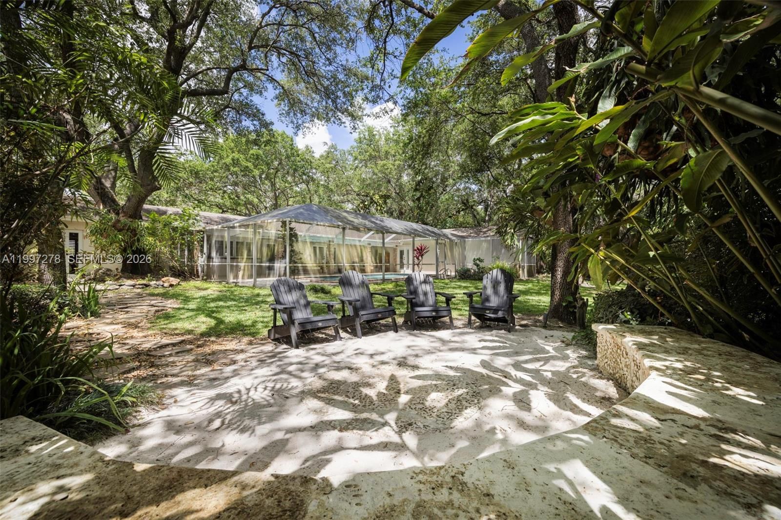 Real estate property located at 16167 74th Pl, Miami-dade, Paris Manor East, Palmetto Bay, FL