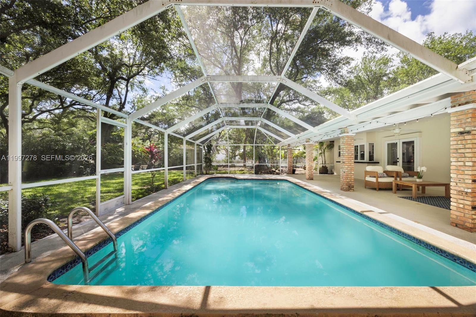 Real estate property located at 16167 74th Pl, Miami-dade, Paris Manor East, Palmetto Bay, FL