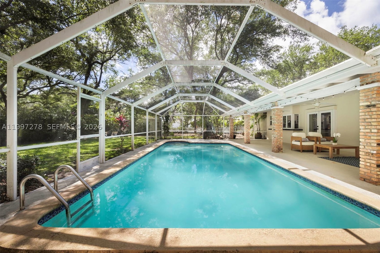 Real estate property located at 16167 74th Pl, Miami-dade, Paris Manor East, Palmetto Bay, FL