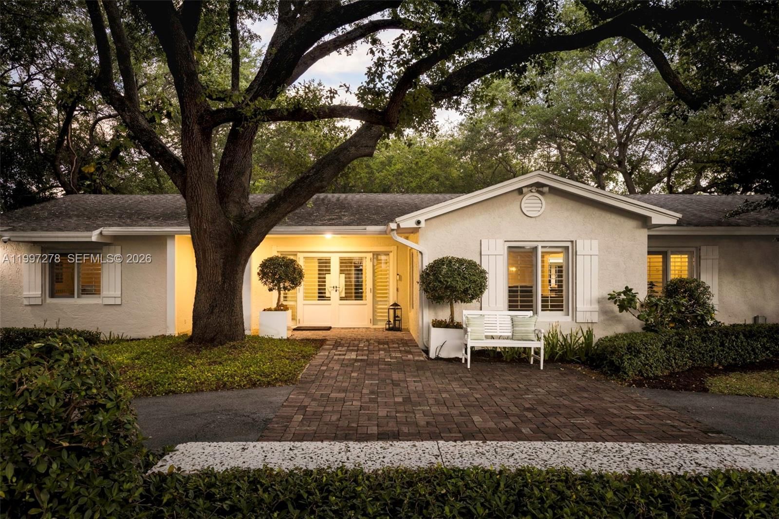 Real estate property located at 16167 74th Pl, Miami-dade, Paris Manor East, Palmetto Bay, FL