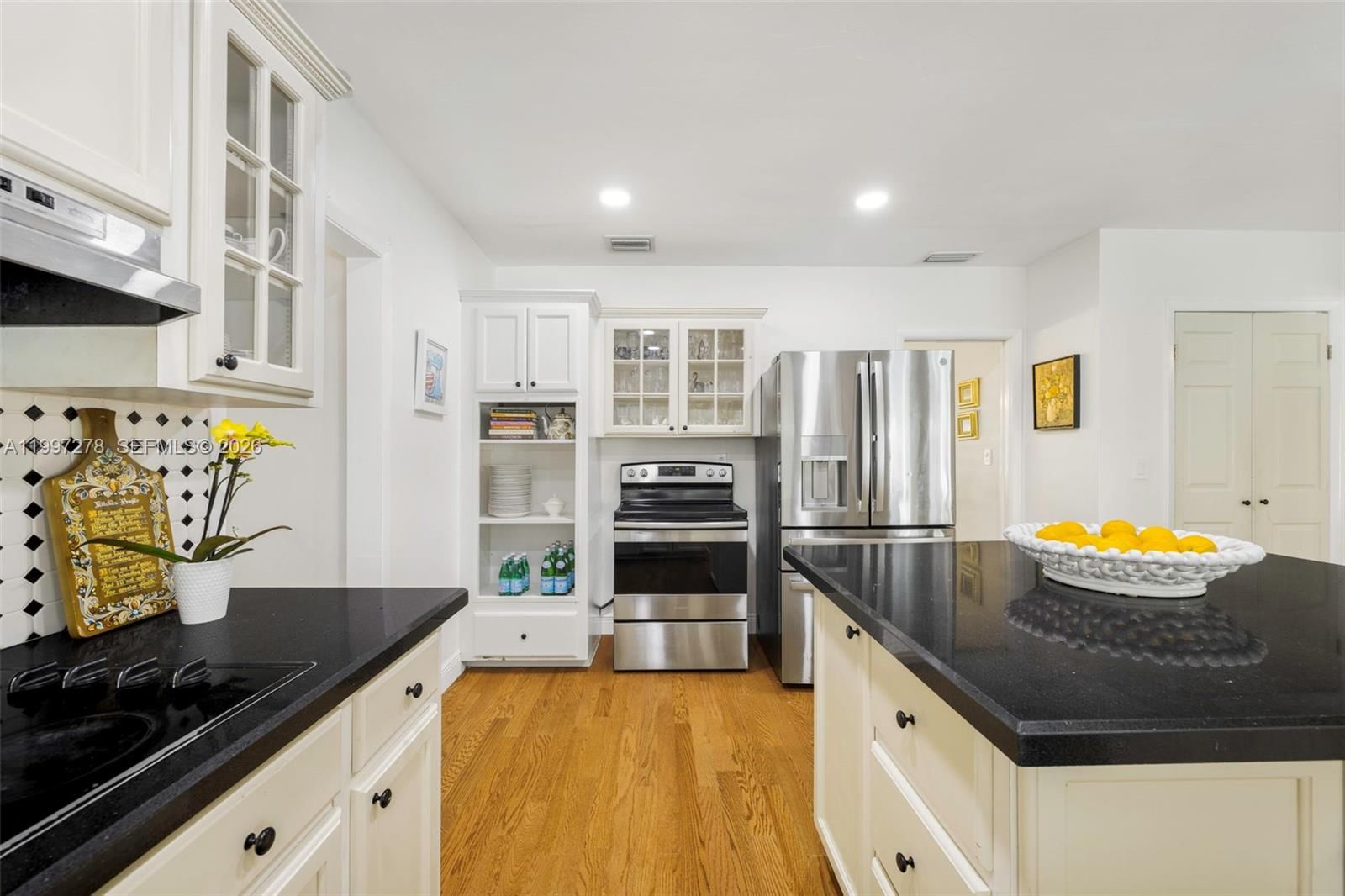 Real estate property located at 16167 74th Pl, Miami-dade, Paris Manor East, Palmetto Bay, FL