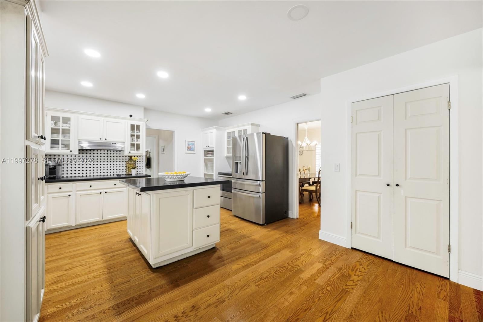 Real estate property located at 16167 74th Pl, Miami-dade, Paris Manor East, Palmetto Bay, FL