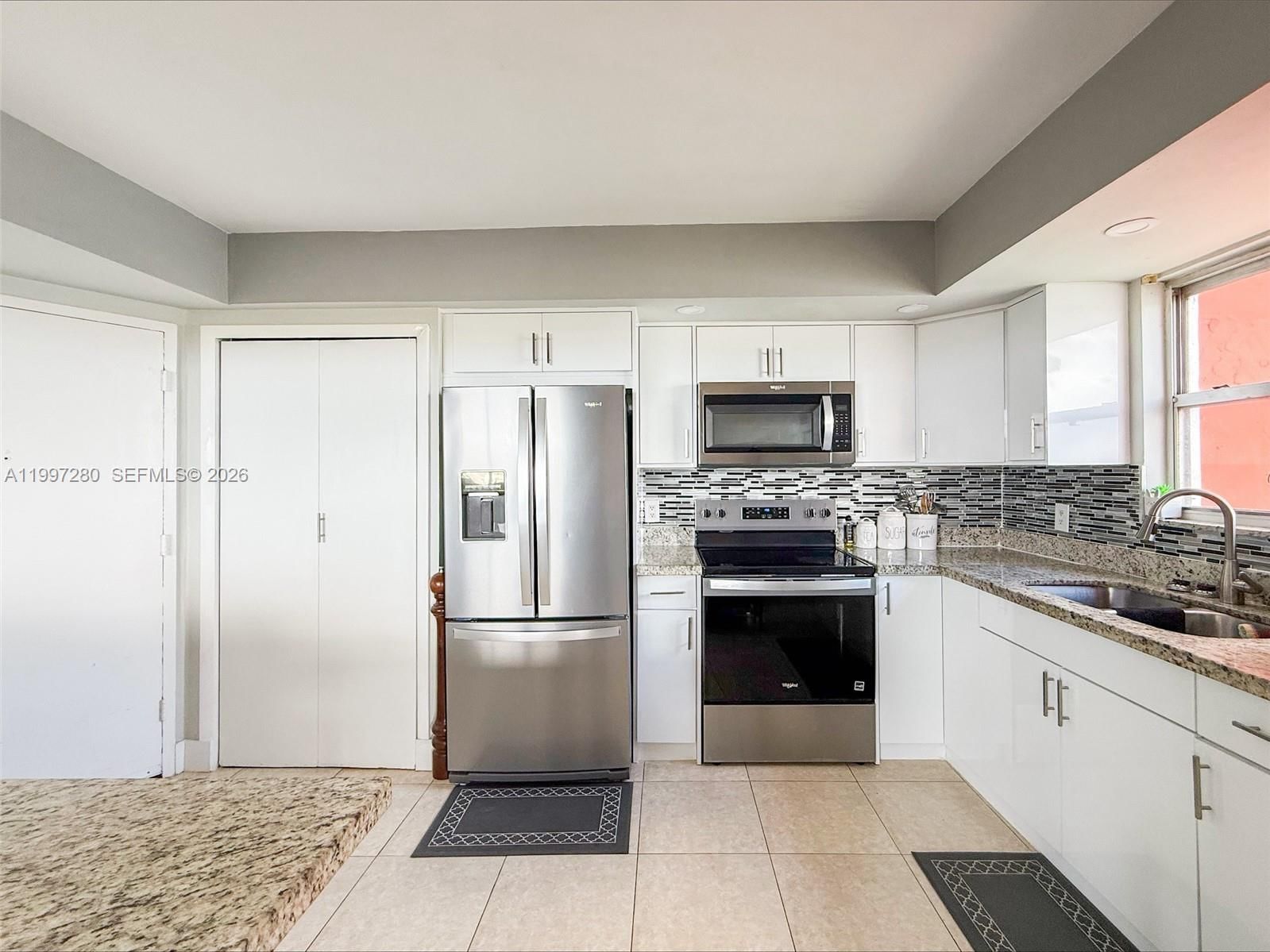 Real estate property located at 1301 Miami Gardens Dr #1406W, Miami-dade, Buckley Towers Condo West, Miami, FL