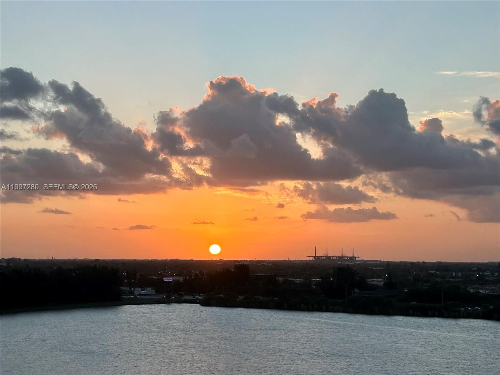 Real estate property located at 1301 Miami Gardens Dr #1406W, Miami-dade, Buckley Towers Condo West, Miami, FL