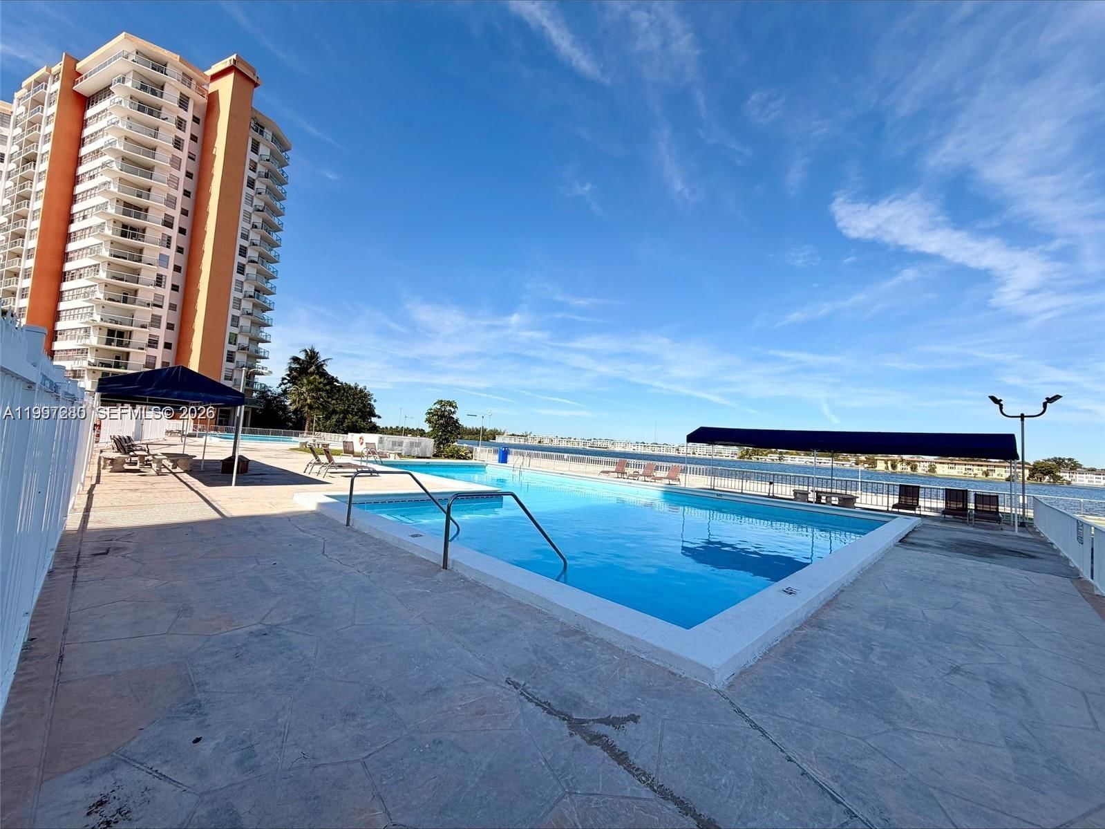 Real estate property located at 1301 Miami Gardens Dr #1406W, Miami-dade, Buckley Towers Condo West, Miami, FL