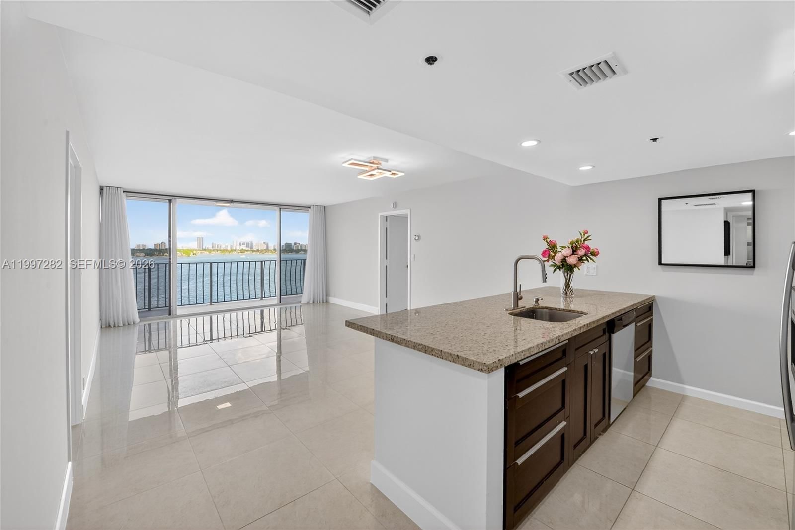 Real estate property located at 7601 Treasure Dr #1119, Miami-dade, The Grandview Palace Cond, North Bay Village, FL