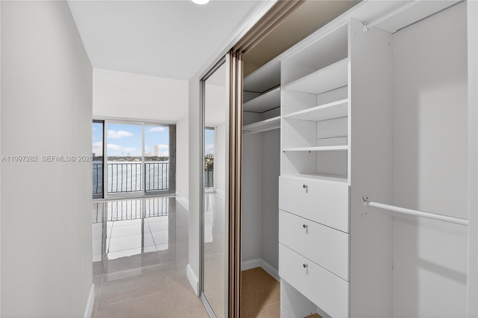 Real estate property located at 7601 Treasure Dr #1119, Miami-dade, The Grandview Palace Cond, North Bay Village, FL