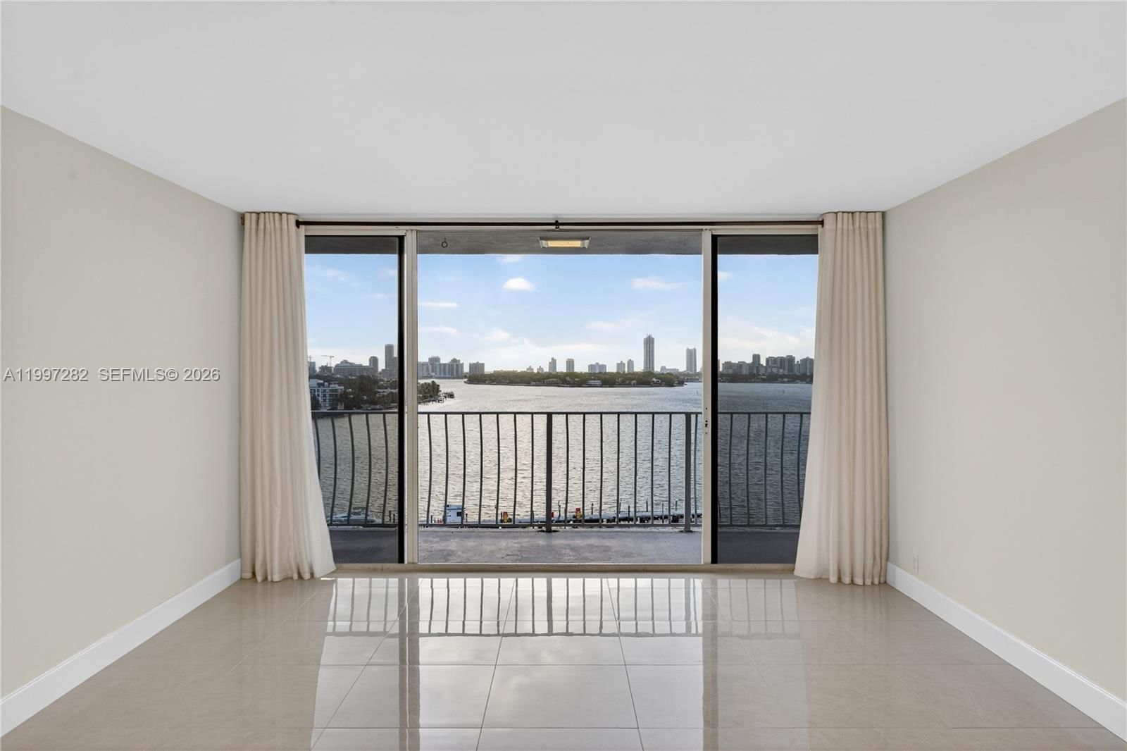 Real estate property located at 7601 Treasure Dr #1119, Miami-dade, The Grandview Palace Cond, North Bay Village, FL