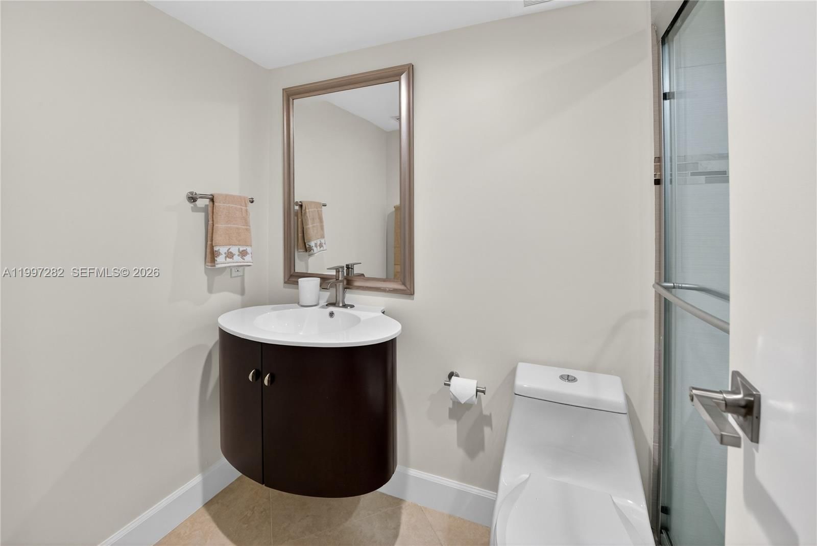 Real estate property located at 7601 Treasure Dr #1119, Miami-dade, The Grandview Palace Cond, North Bay Village, FL