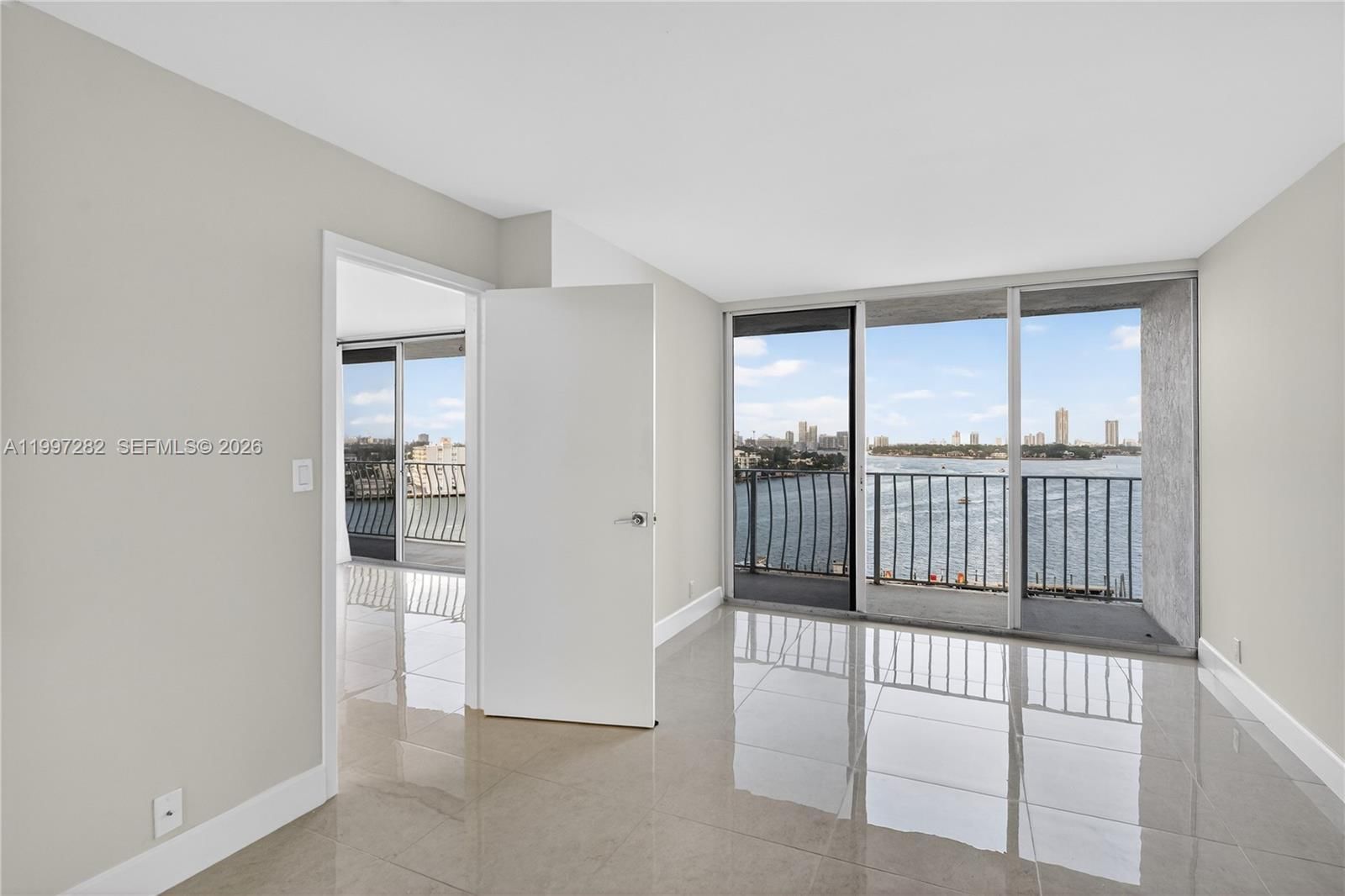 Real estate property located at 7601 Treasure Dr #1119, Miami-dade, The Grandview Palace Cond, North Bay Village, FL