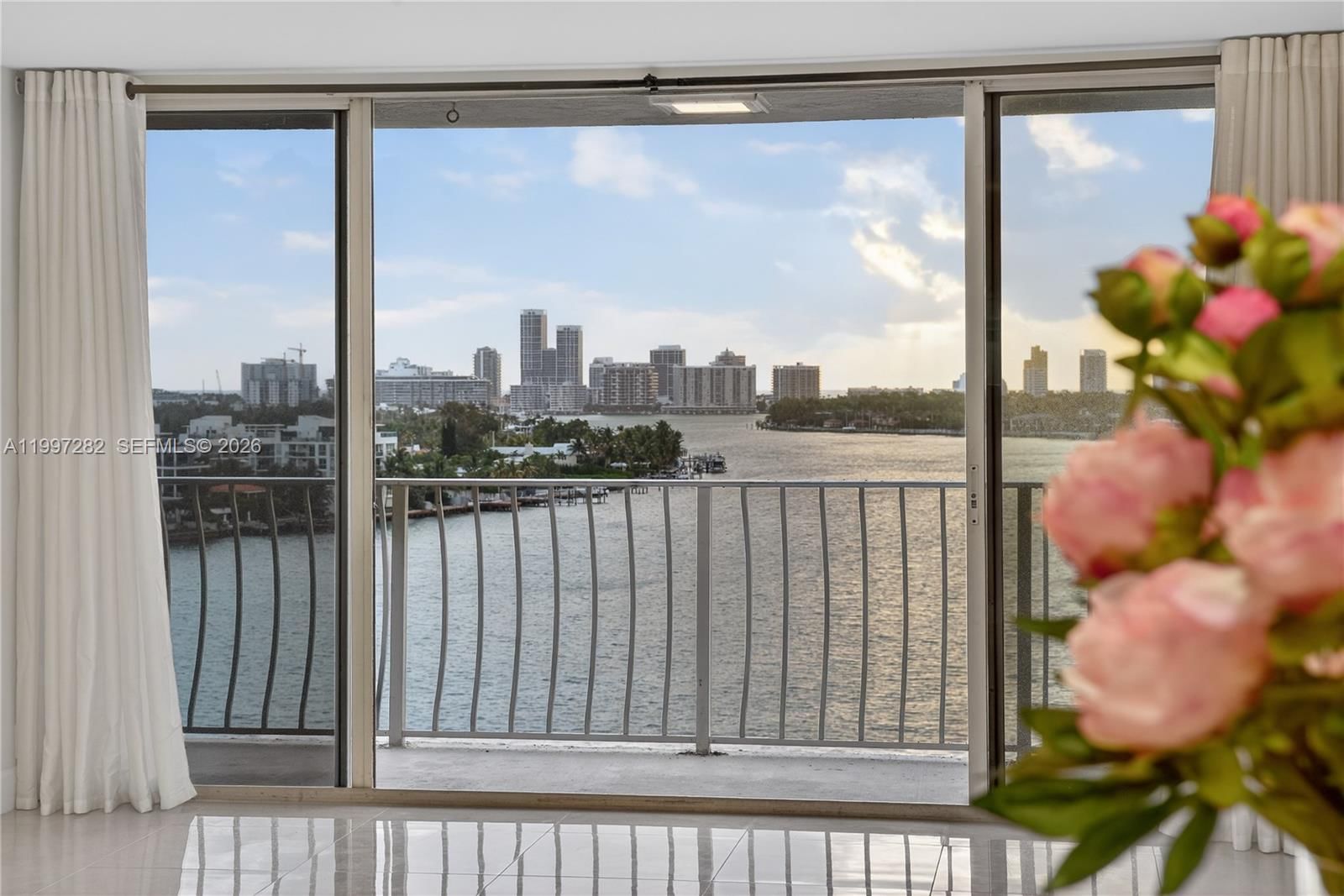 Real estate property located at 7601 Treasure Dr #1119, Miami-dade, The Grandview Palace Cond, North Bay Village, FL