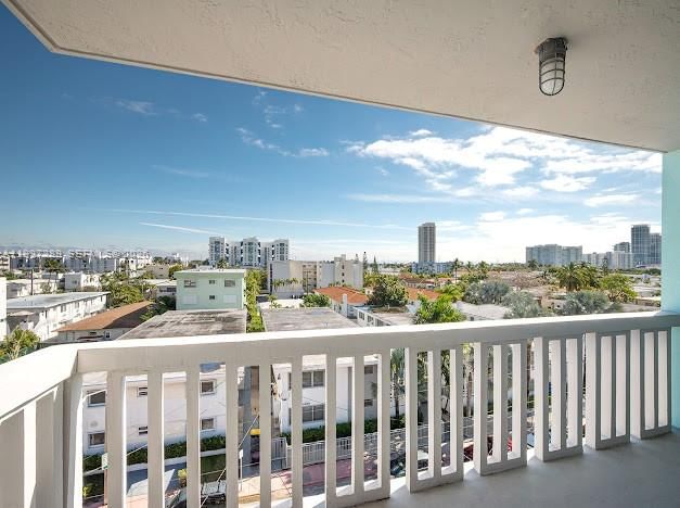Real estate property located at 7620 Carlyle Ave #606, Miami-dade, Carlyle Plaza Condo, Miami Beach, FL