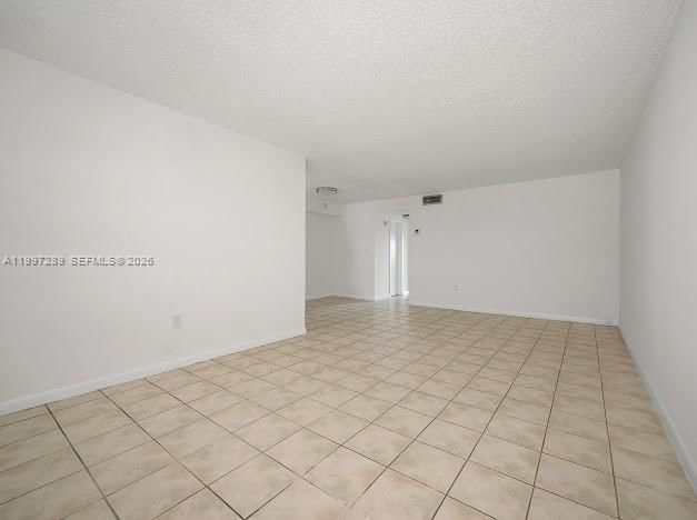 Real estate property located at 7620 Carlyle Ave #606, Miami-dade, Carlyle Plaza Condo, Miami Beach, FL