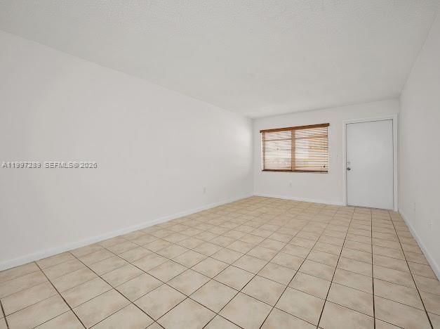 Real estate property located at 7620 Carlyle Ave #606, Miami-dade, Carlyle Plaza Condo, Miami Beach, FL