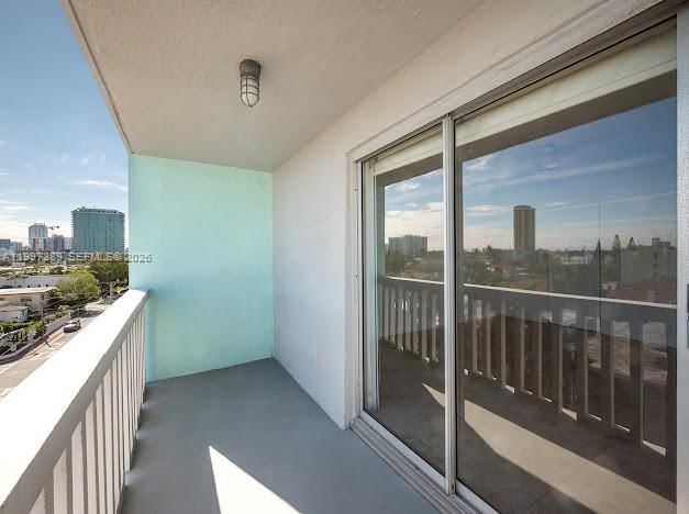 Real estate property located at 7620 Carlyle Ave #606, Miami-dade, Carlyle Plaza Condo, Miami Beach, FL