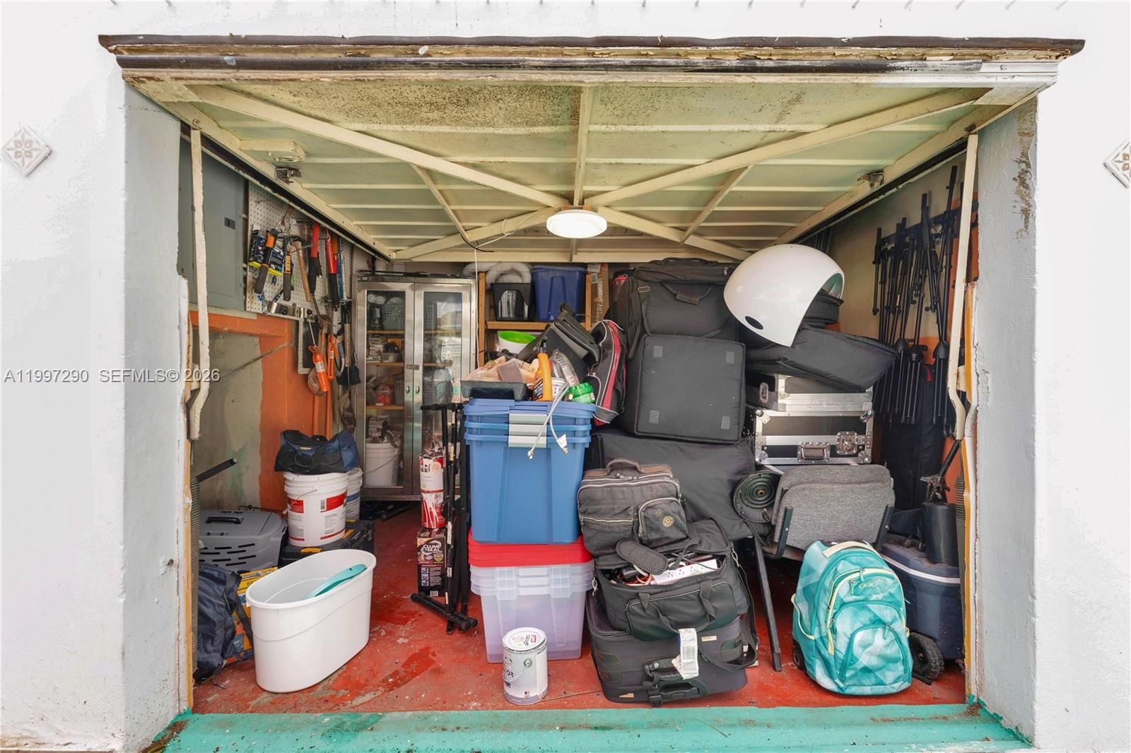 Real estate property located at 1335 129th St, Miami-dade, Breezy Heights 1st Addn, North Miami, FL