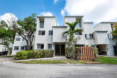 Real estate property located at 1916 17th Ave #34, Miami-dade, La Arboleda Condo, Miami, FL