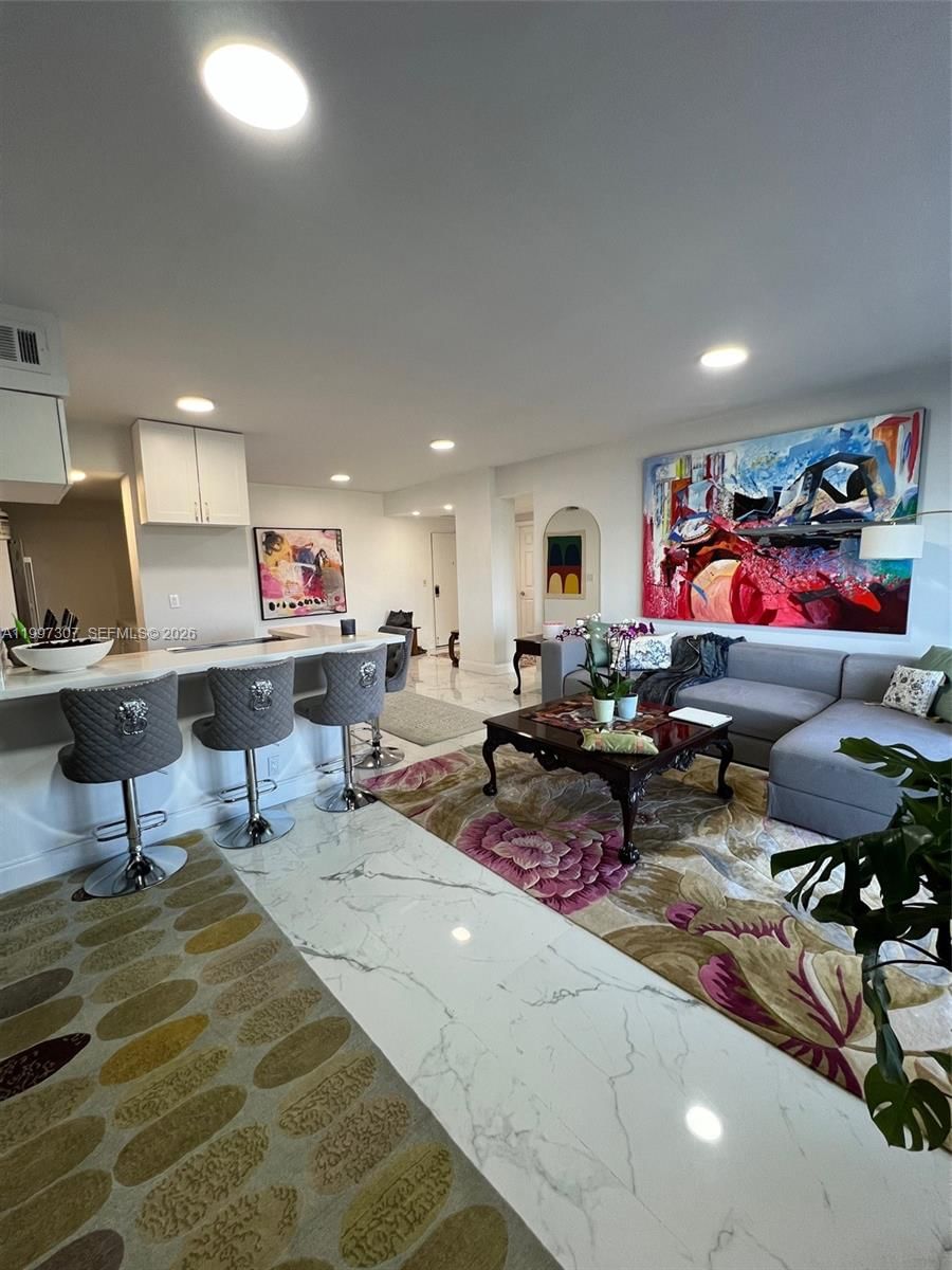 Real estate property located at 880 69th St #11M, Miami-dade, Clipper Condo No 1, Miami, FL