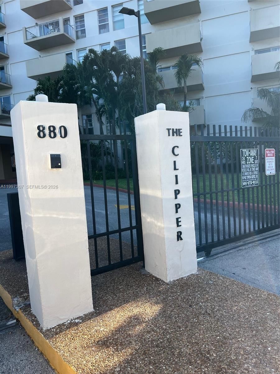 Real estate property located at 880 69th St #11M, Miami-dade, Clipper Condo No 1, Miami, FL