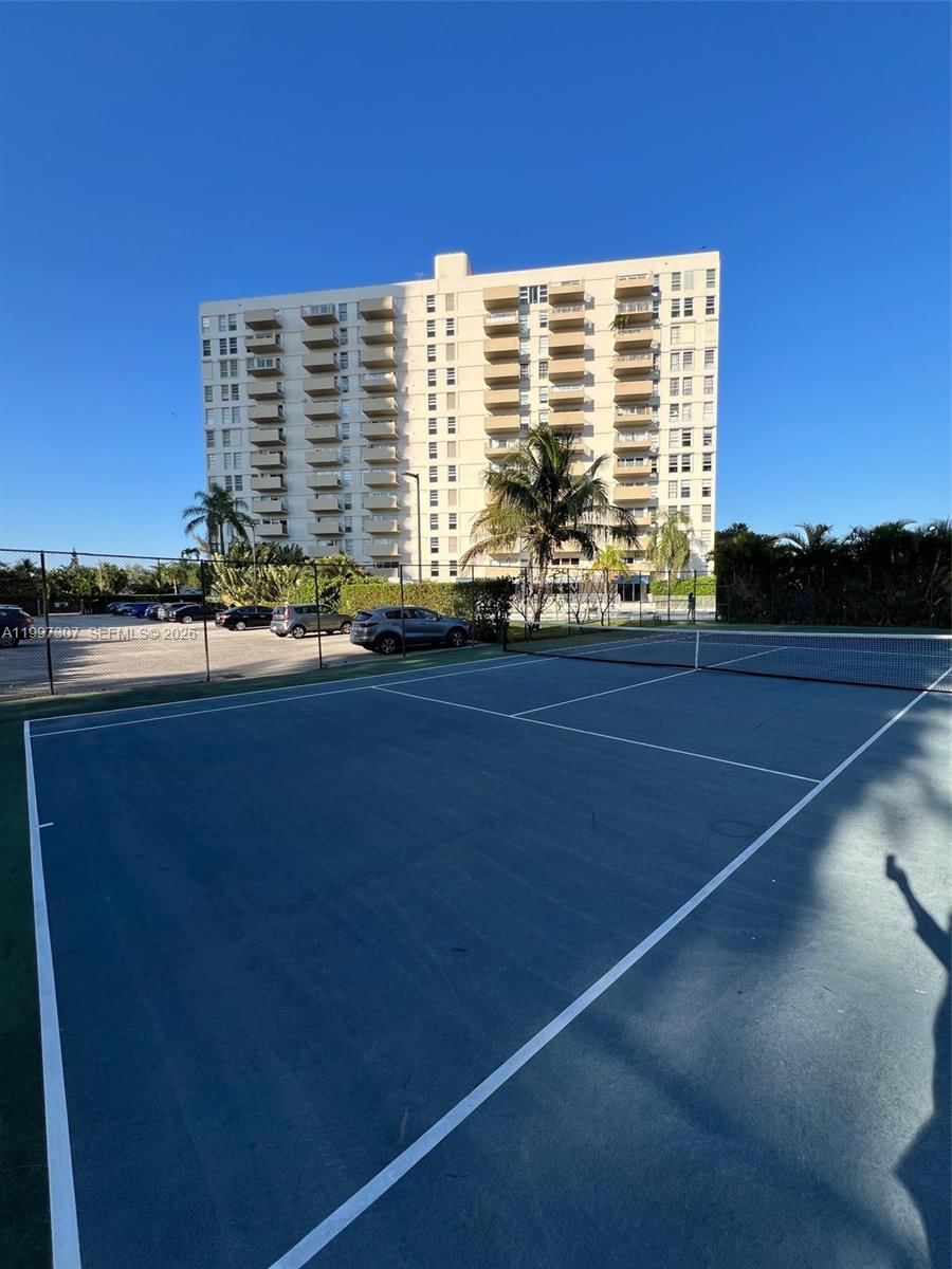 Real estate property located at 880 69th St #11M, Miami-dade, Clipper Condo No 1, Miami, FL