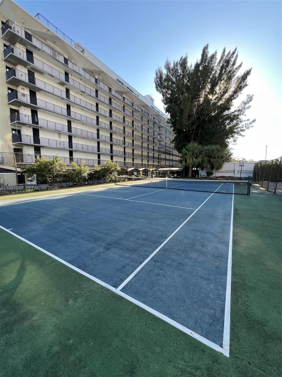 Real estate property located at 880 69th St #11M, Miami-dade, Clipper Condo No 1, Miami, FL