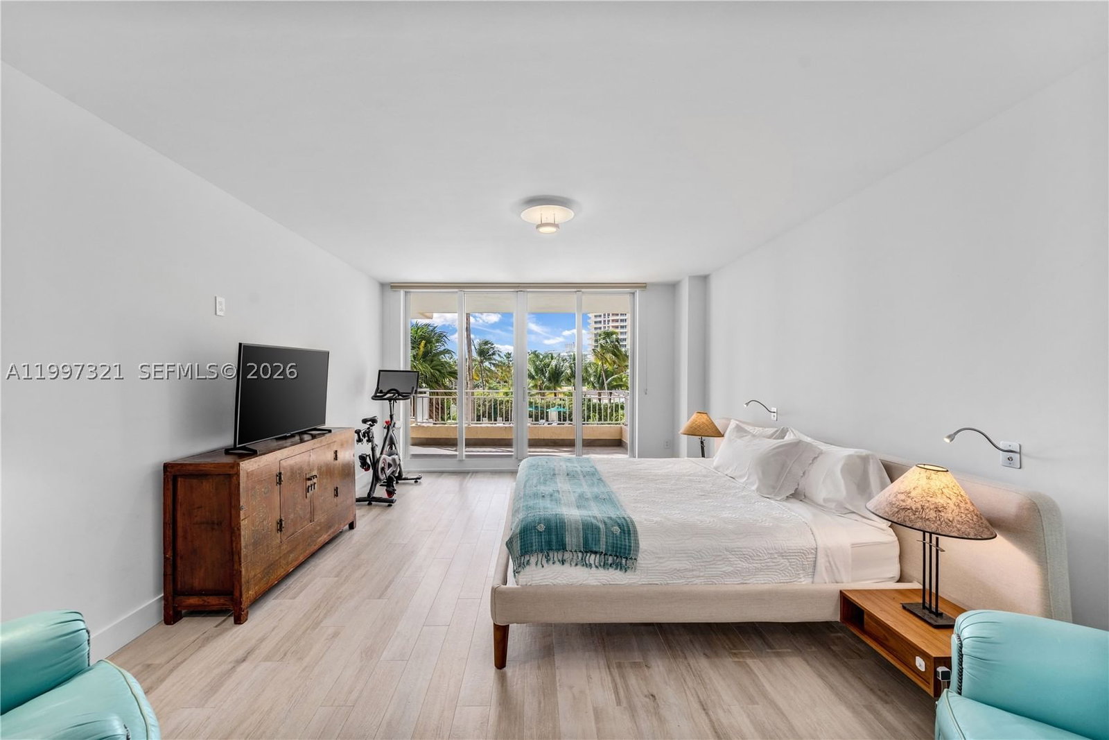 Real estate property located at 791 Crandon Blvd #405, Miami-dade, Ocean Tower Two, Key Biscayne, FL