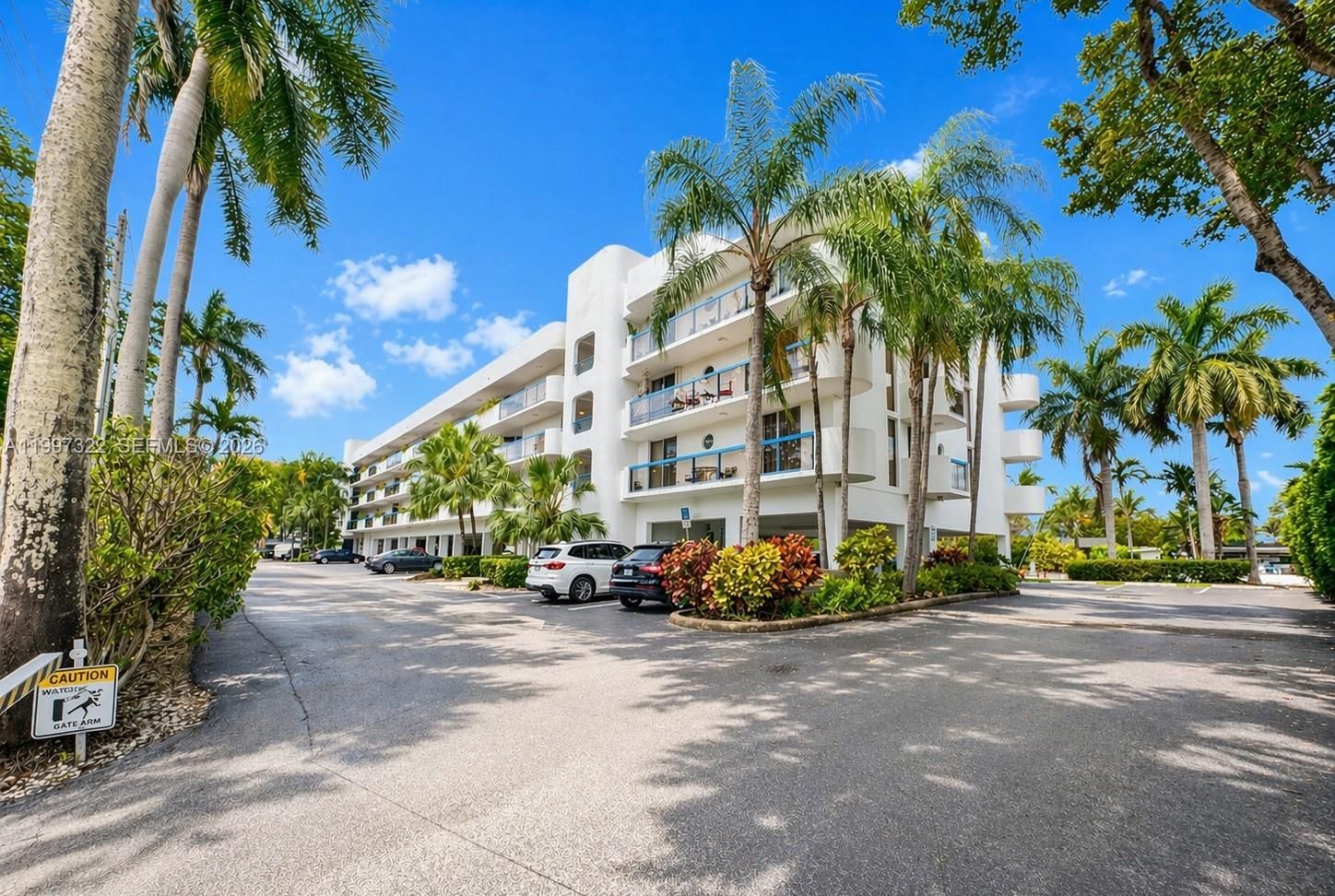 Real estate property located at 2370 135th St #405, Miami-dade, The Palms Condo, North Miami, FL