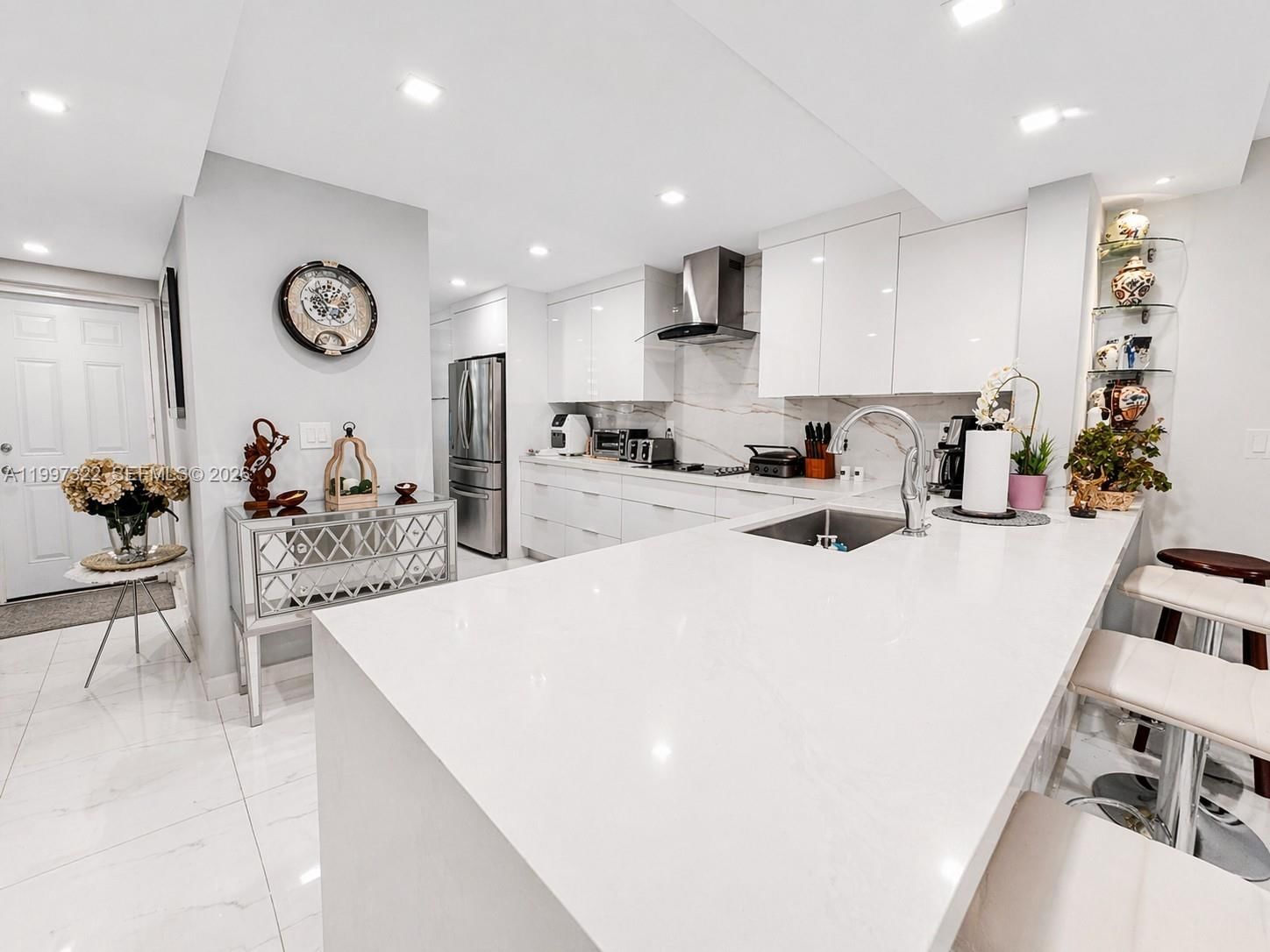 Real estate property located at 2370 135th St #405, Miami-dade, The Palms Condo, North Miami, FL