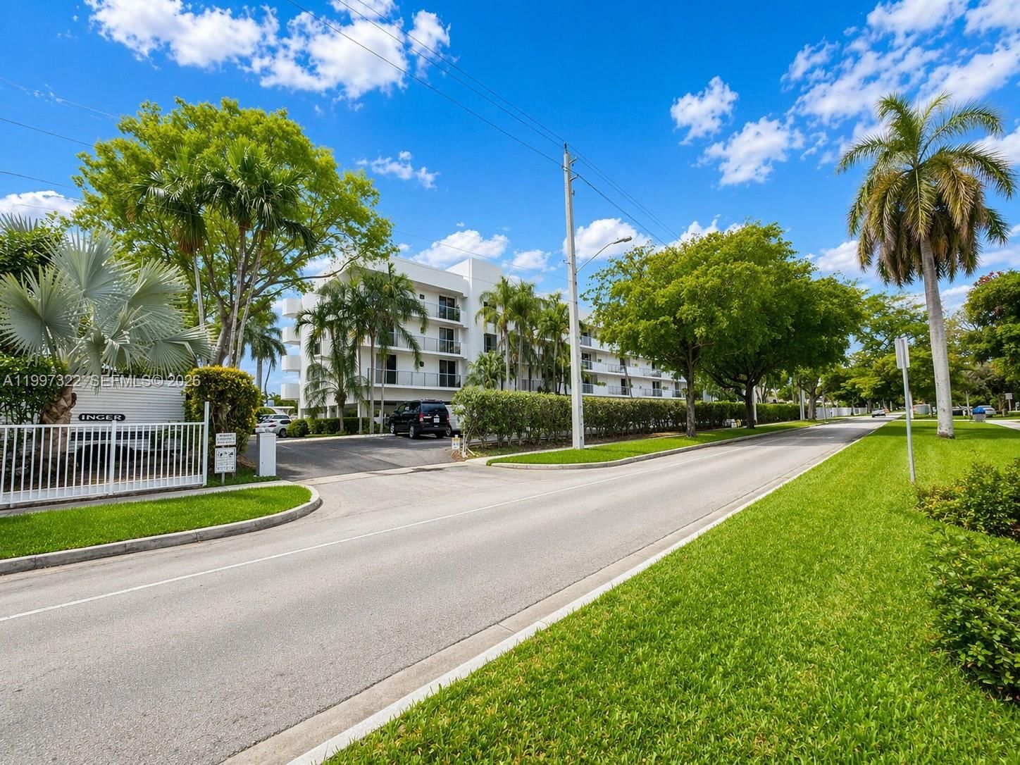 Real estate property located at 2370 135th St #405, Miami-dade, The Palms Condo, North Miami, FL