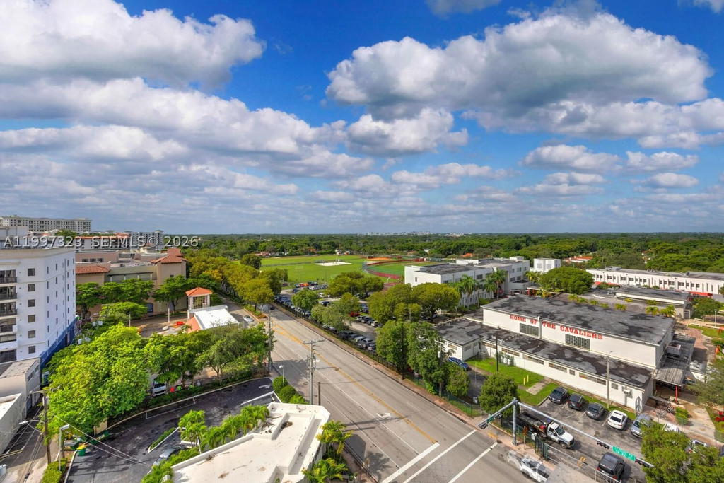 Real estate property located at 301 Altara Ave LPH914, Miami-dade, Merrick Manor Condo, Coral Gables, FL