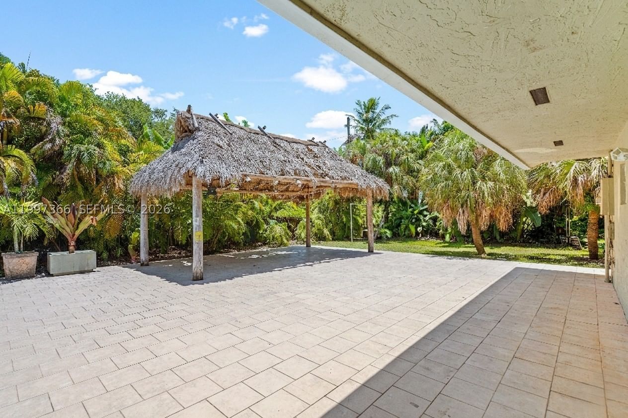 Real estate property located at 7990 76th Ave, Miami-dade, Glenvar Heights, Miami, FL