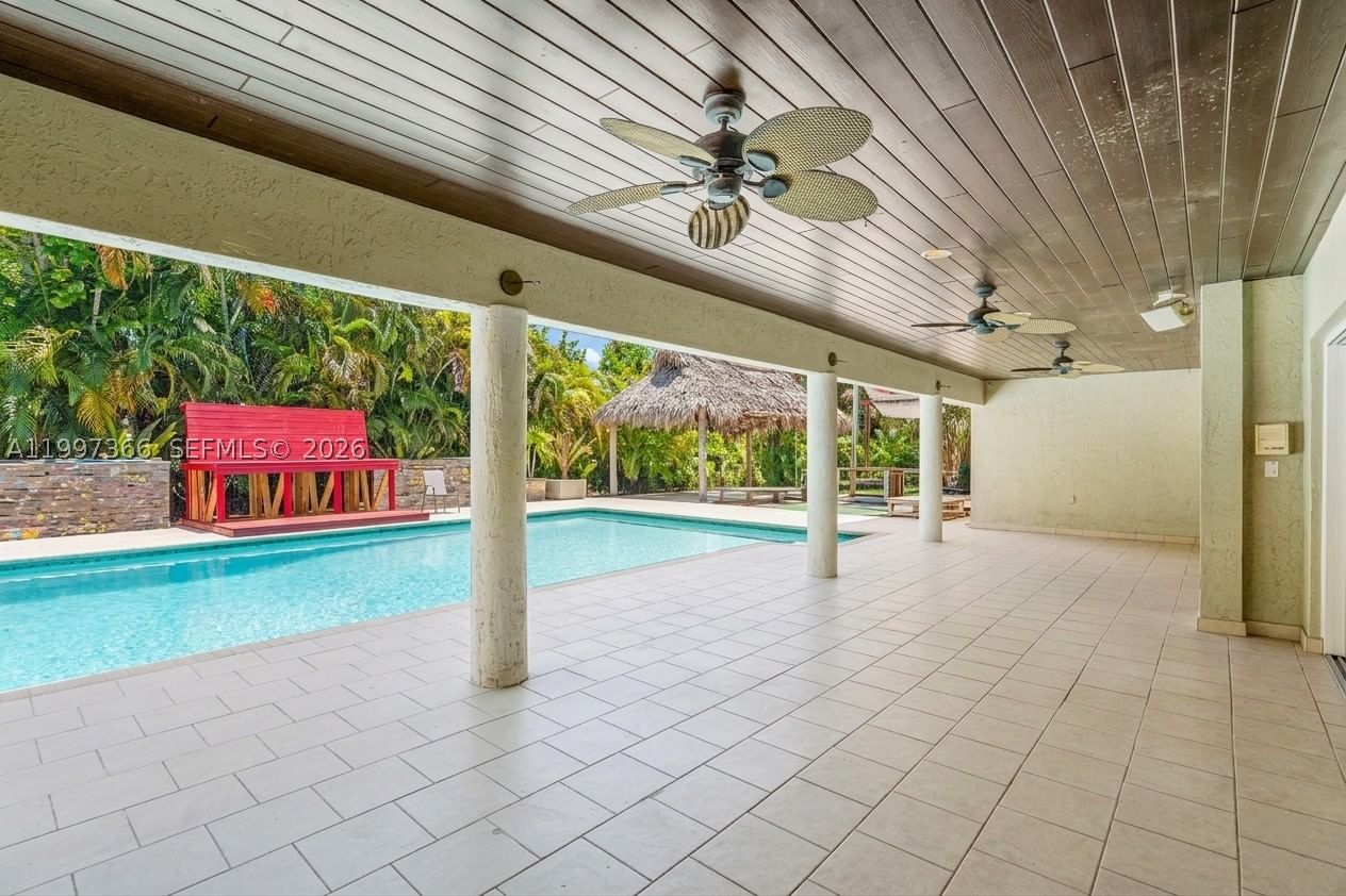 Real estate property located at 7990 76th Ave, Miami-dade, Glenvar Heights, Miami, FL