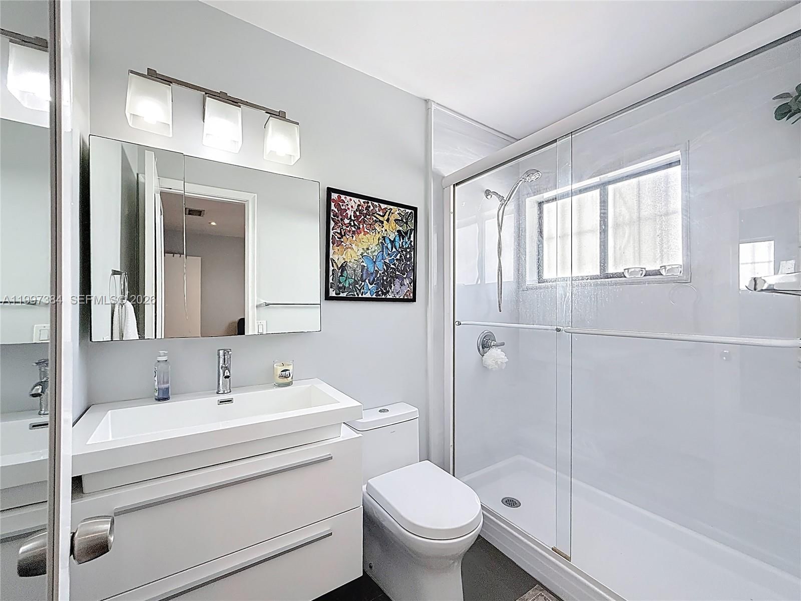 Real estate property located at 1291 124th Ct #19-B, Miami-dade, Villa Venezia Condo Ph Vi, Miami, FL