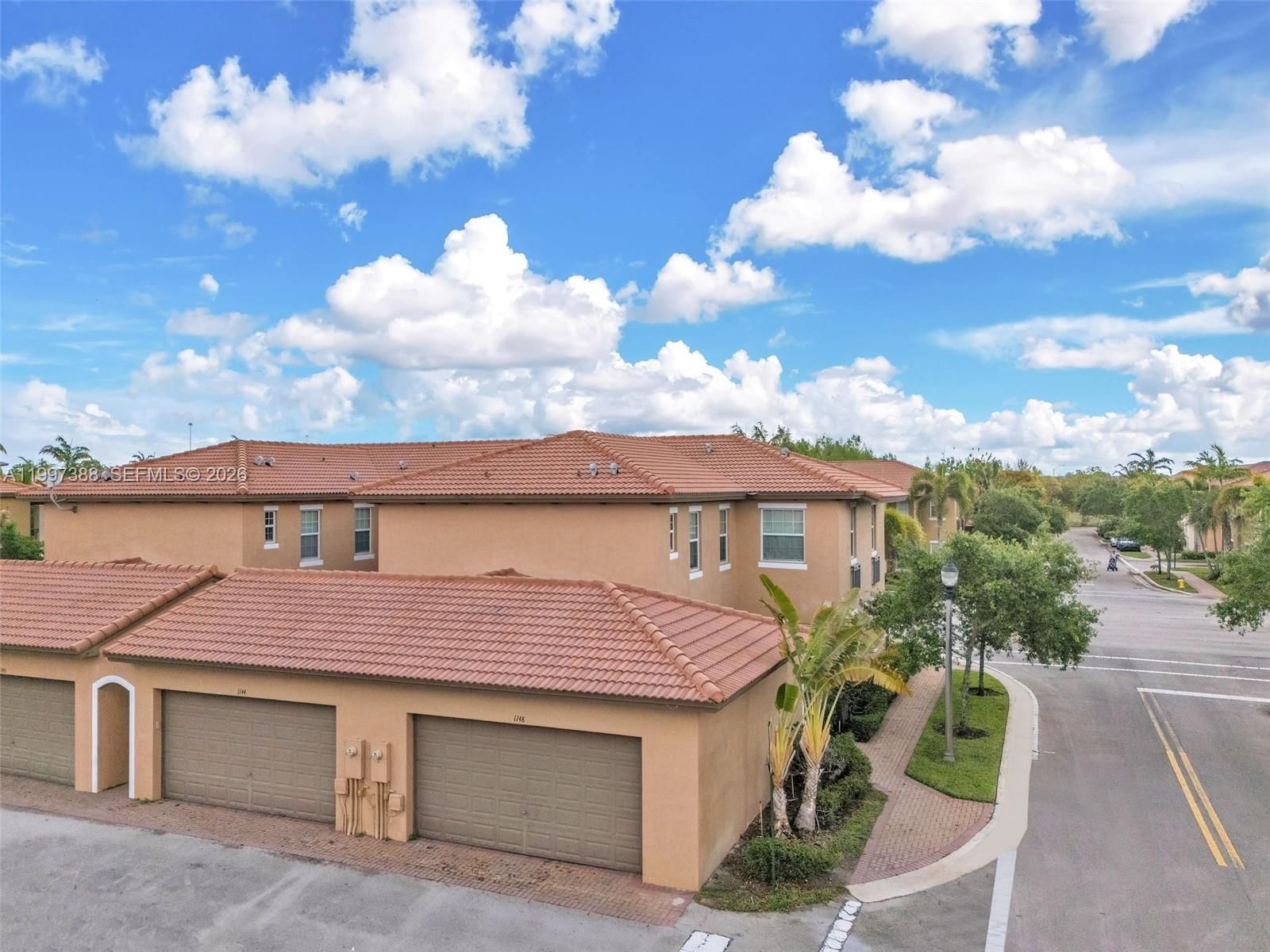 Real estate property located at 1148 147th Ave, Broward, Cobblestone, Pembroke Pines, FL