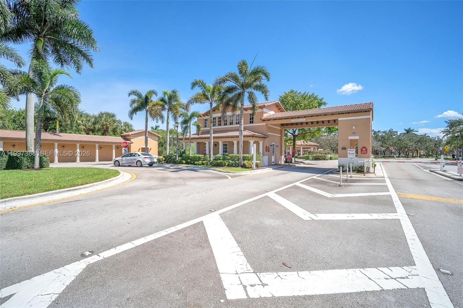 Real estate property located at 1148 147th Ave, Broward, Cobblestone, Pembroke Pines, FL