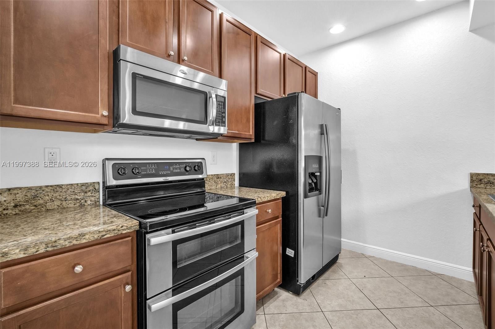 Real estate property located at 1148 147th Ave, Broward, Cobblestone, Pembroke Pines, FL