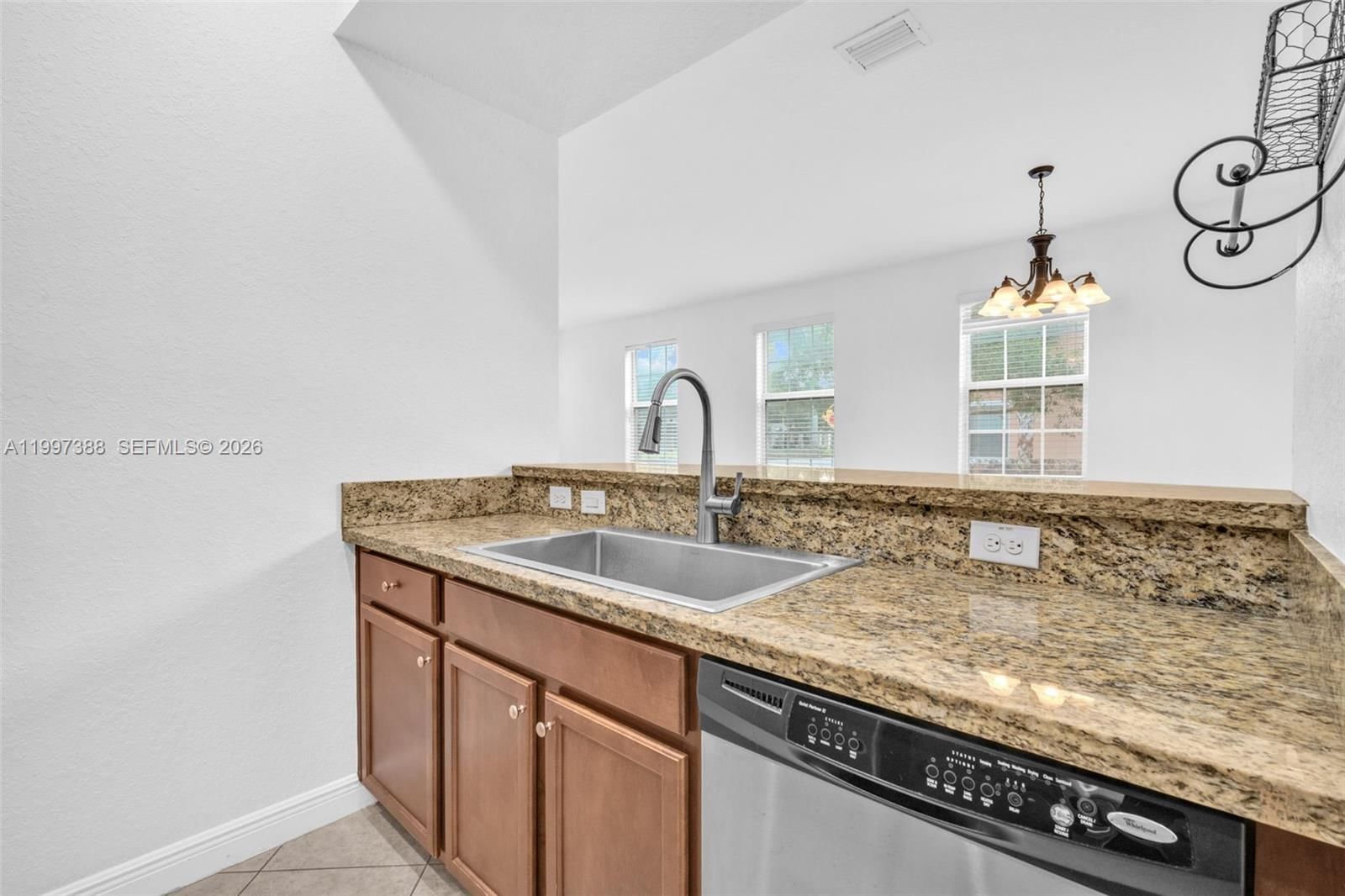 Real estate property located at 1148 147th Ave, Broward, Cobblestone, Pembroke Pines, FL