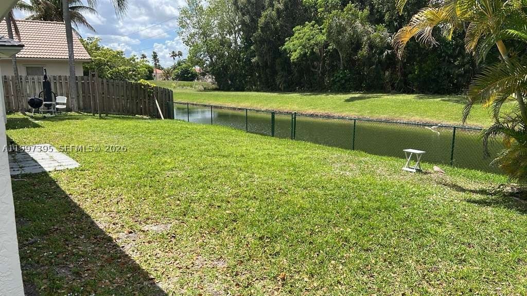Real estate property located at 427 169th Ter, Broward, Bonaventure Lakes Add 2, Weston, FL