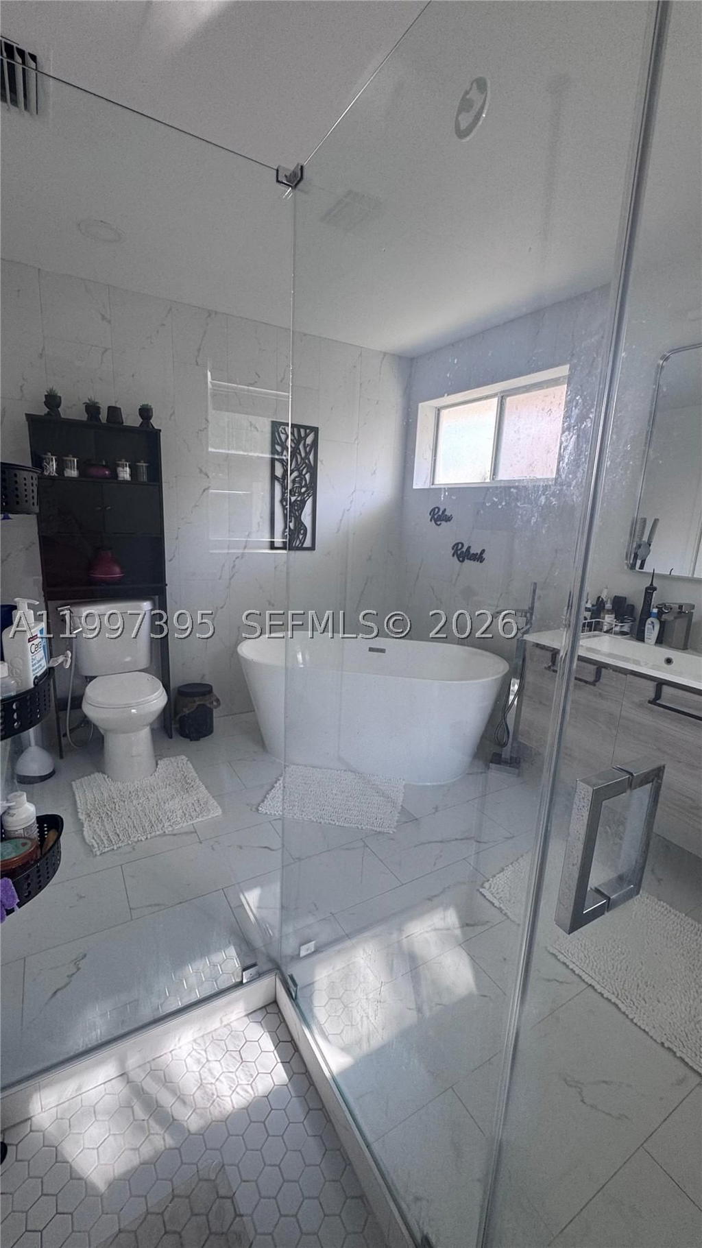 Real estate property located at 427 169th Ter, Broward, Bonaventure Lakes Add 2, Weston, FL