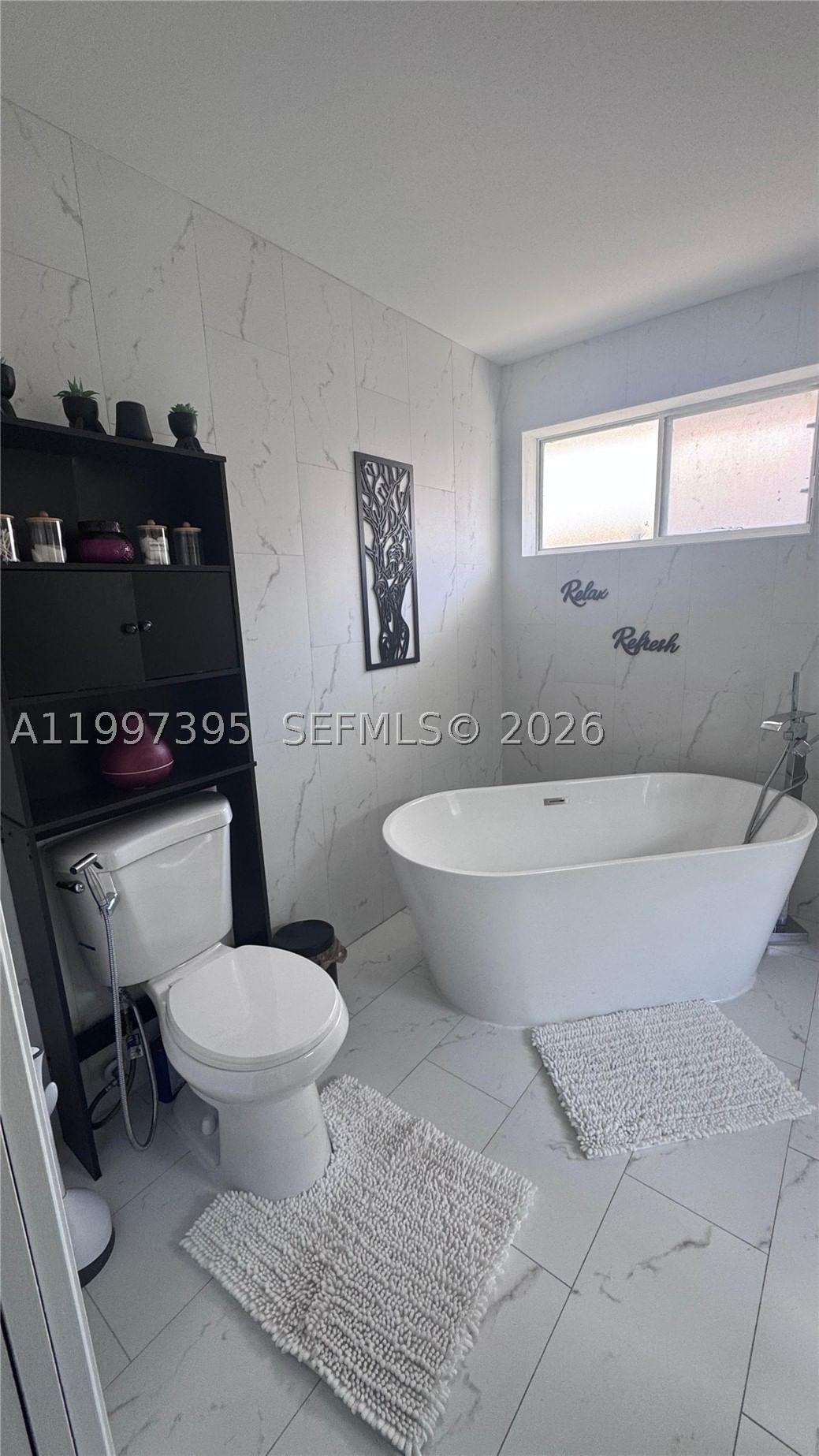 Real estate property located at 427 169th Ter, Broward, Bonaventure Lakes Add 2, Weston, FL